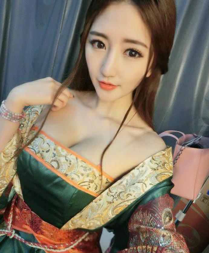 快八选六中三多少奖